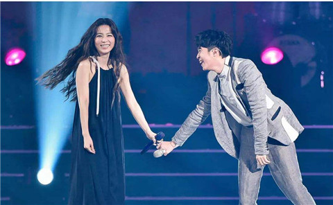 非常熟悉的女生好追吗?怎么追熟悉的女生? 非常熟悉的女生好追吗?怎么追熟悉的女生?第2张